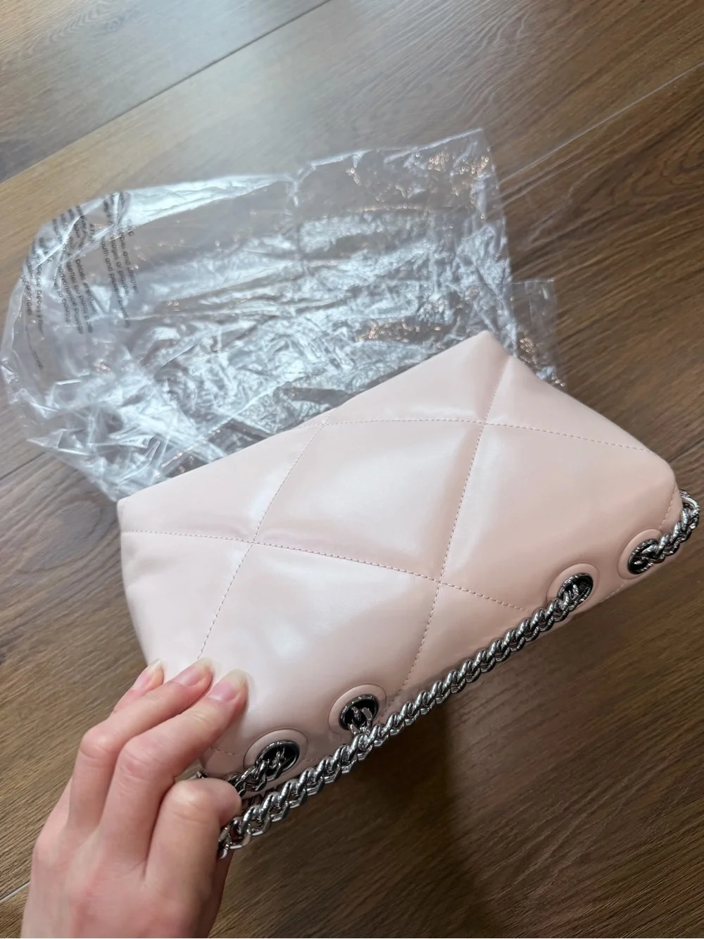 Tory Burch Kira Small Diamond Quilted Convertible Shoulder Bag soft pink/Vanilla